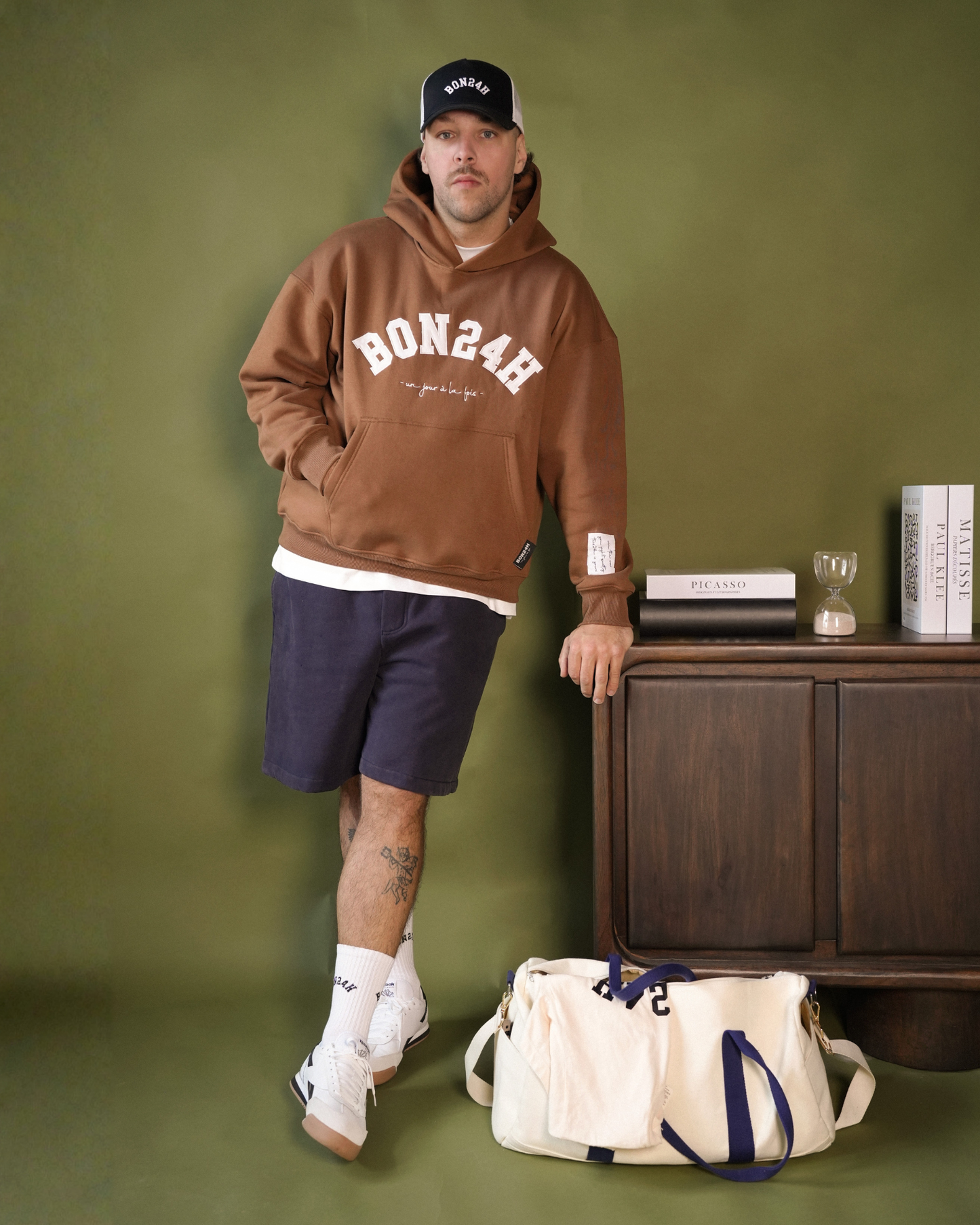 Hoodie Brun - Nouvelle Ere