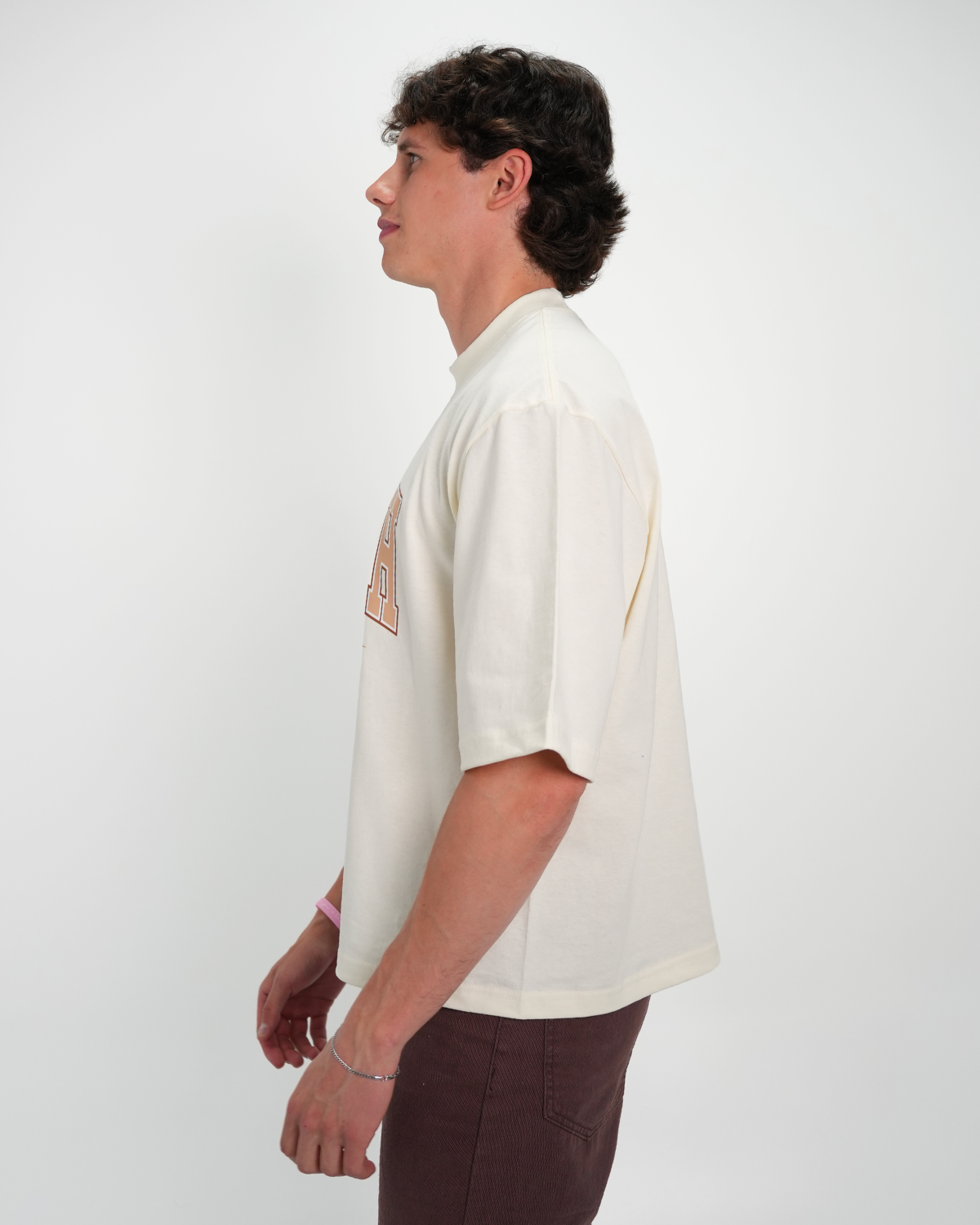 Boxy tee Creme - University